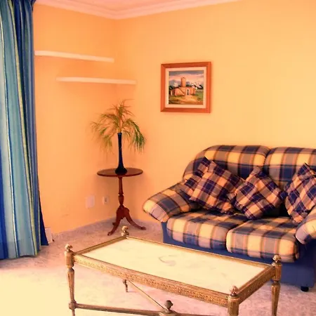 Triton Hotel