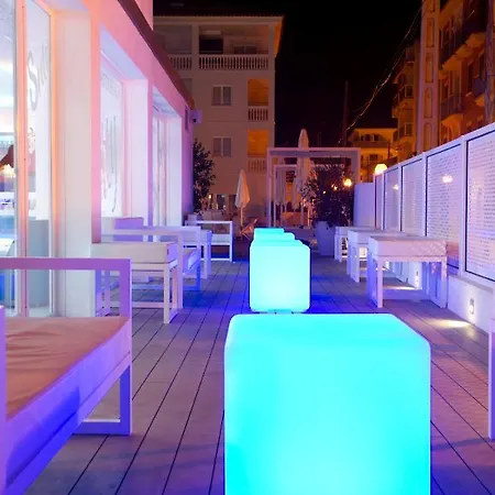 Triton Hotel